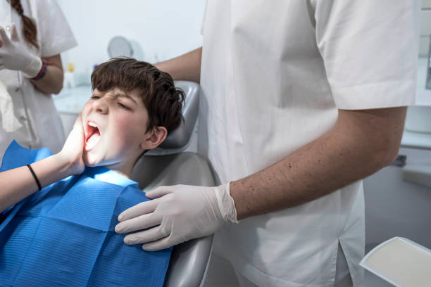 Best Weekend Emergency Dentist in Taylor Lake Village, TX